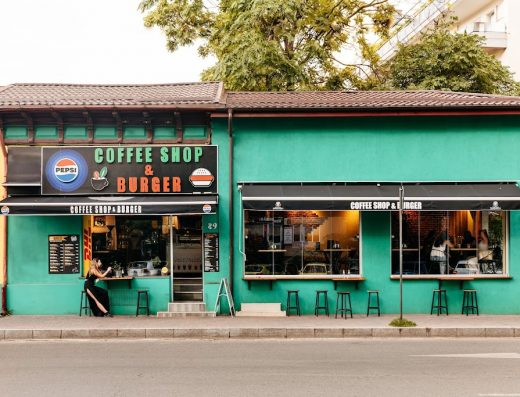 Coffee Shop & Burger