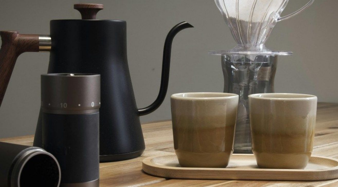 5 Cafenele Din București Pentru Pasionații de Origini Single șI Metode Alternative (V60, Kalita, Aeropress)