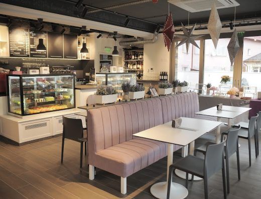 Lavender Cafe & Wine Bar