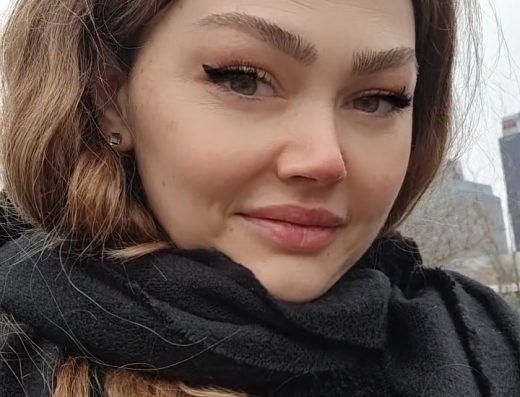 Claudia_panaghia nails