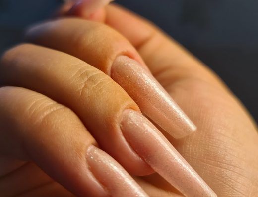 Unghii cu gel & Makeup Yalencha