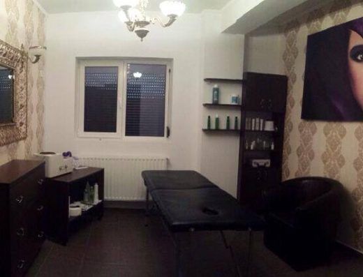 Vintage Beauty Salon