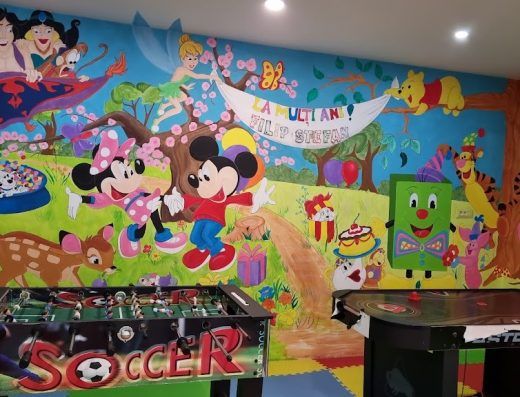 Țara lui Pătrățel – Loc de joacă, petreceri