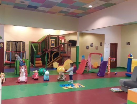 Kinder Land Petreceri Copii Brasov. Loc de Joaca Brasov. Animatori Petreceri Copii Brasov